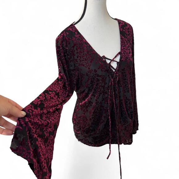 VENUS VELVET FAIRY LACE UP TOP X LARGE NWT - Picture 2 of 7